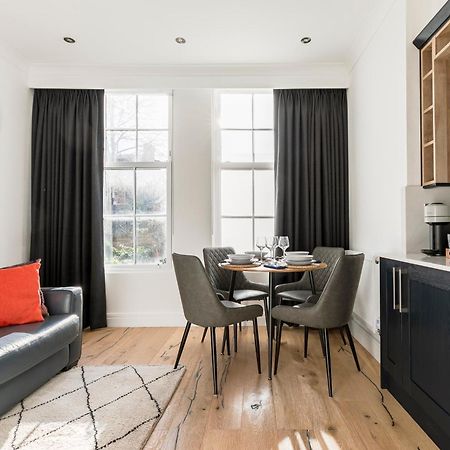 Modern Aptmt, 2 Stops To Central London, Smart Lock, Netflix Ealing Exteriör bild
